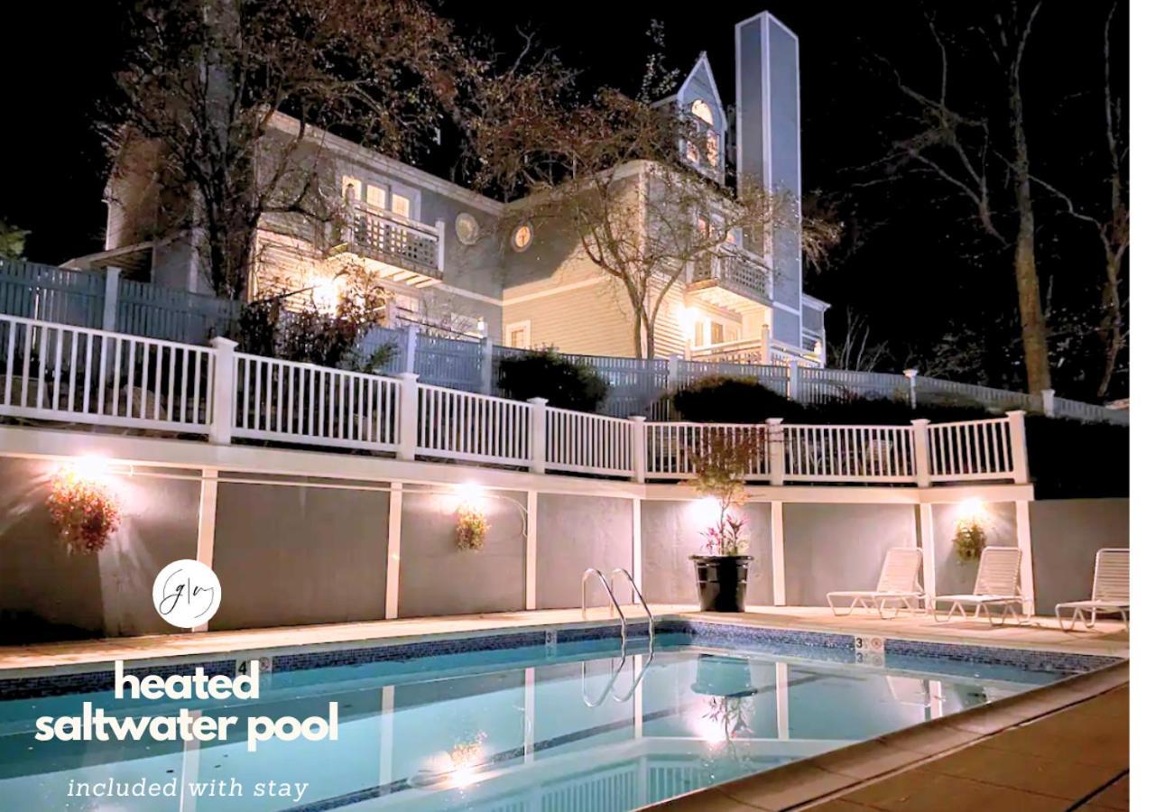 Getaway Villa- 3 Mins To Mohegan- Fully Stocked With Two Full Beds & Fireplace- Jacuzzi, Saltwater Pools, Sauna Норич Екстериор снимка